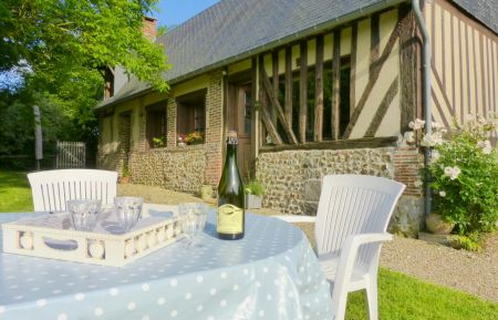 G&icirc;te n&deg;1379 Saint-Denis-de-Mailloc - Calvados - photo