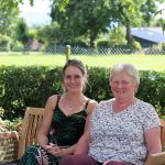 Marie-Claire et sa fille Cl&eacute;mence vous accueillent au g&icirc;te l'Escapade Viroise