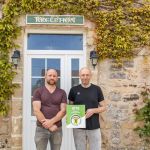 Fabien et Tony vous accueillent
