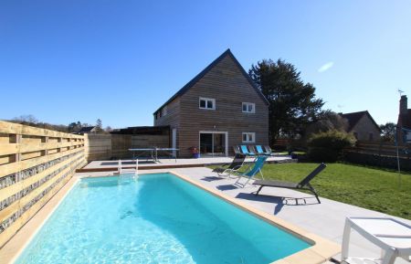 G&icirc;te n&deg;G1011 Jullouville - Manche - photo
