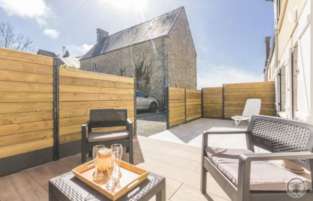 G&icirc;te n&deg;G1079 Tourneville-sur-Mer - Manche - Terrasse expos&eacute;e plein sud