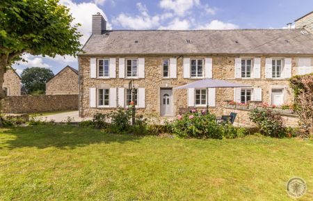 G&icirc;te n&deg;G1253 Bricquebec-en-Cotentin - Manche - photo