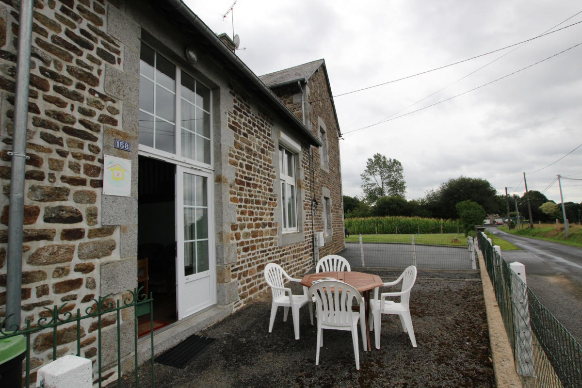 photo 0
