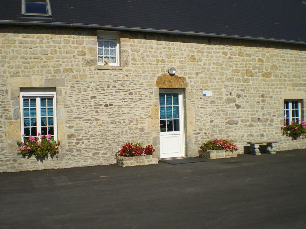 photo 0