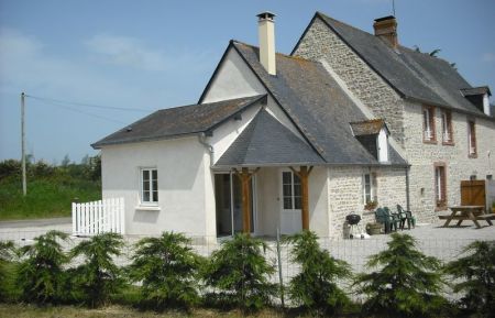 G&icirc;te n&deg;G595 Sainte-Marie-du-Mont - Manche - photo