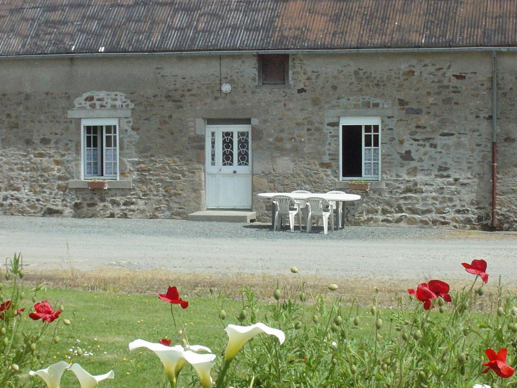 photo 0