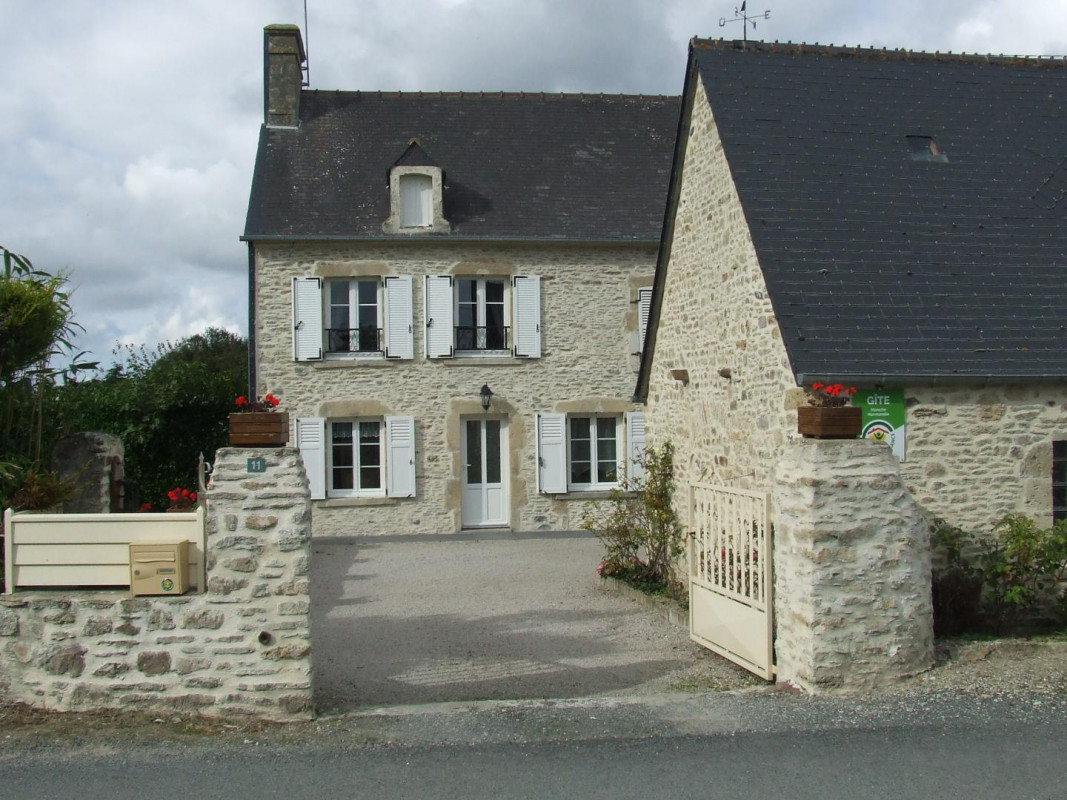 photo 0