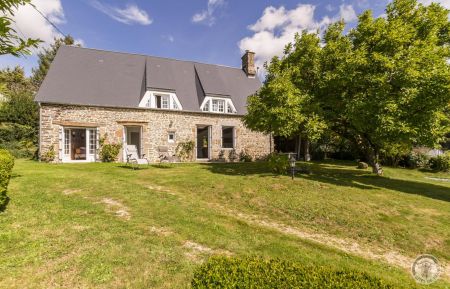 G&icirc;te n&deg;G1277 Sourdeval - Manche - photo