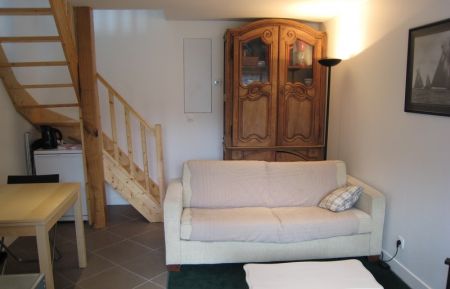 G&icirc;te n&deg;G758 Omonville-la-Rogue - Manche - Pi&egrave;ce principale avec son coin salon et repas