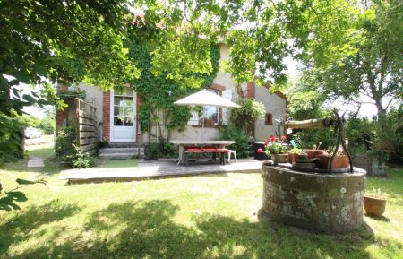 G&icirc;te n&deg;G1047 Saint-Jean-de-la-Rivi&egrave;re - Manche - photo