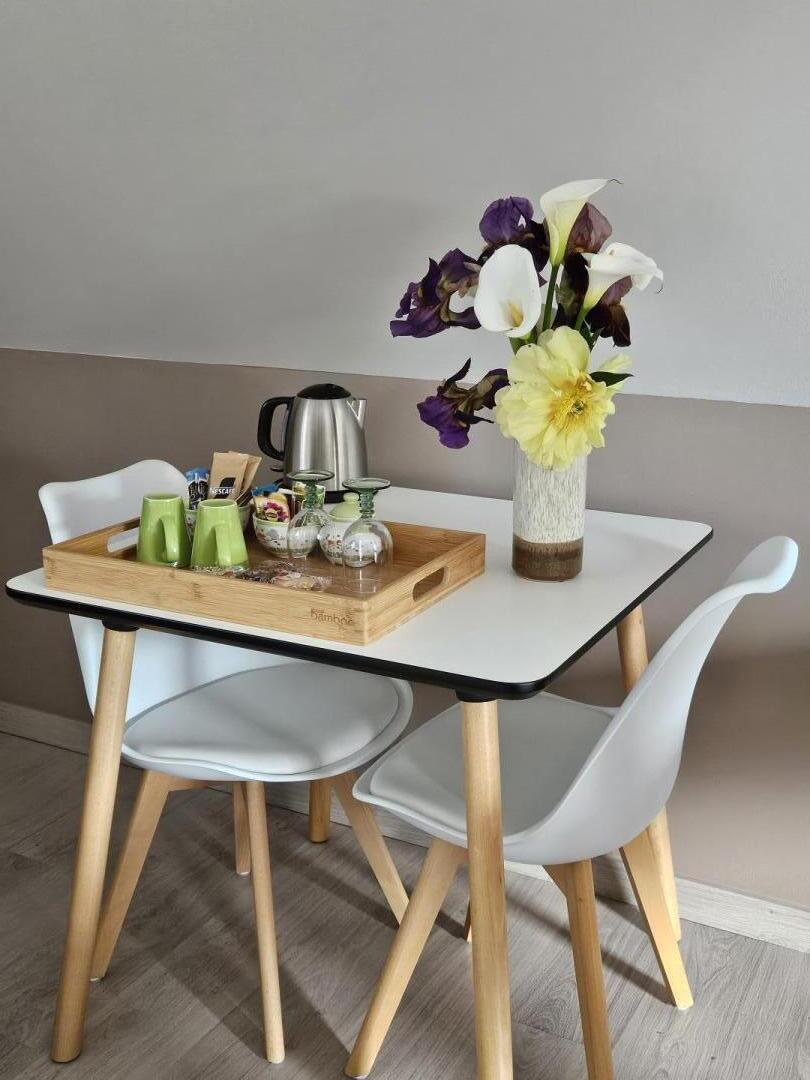 Ecureuil - Table et plateau de courtoisie photo 6