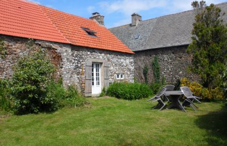 G&icirc;te n&deg;G453 Jobourg - Manche - photo
