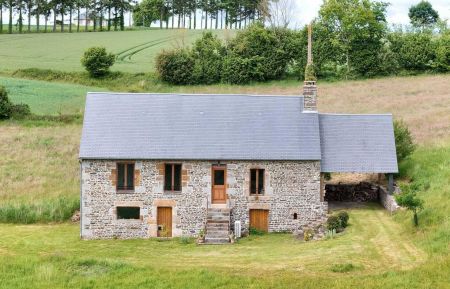 G&icirc;te n&deg;G61045 Saint-Quentin-les-Chardonnets - Orne - photo