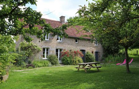 G&icirc;te n&deg;G244 Les Monts d'Andaine - Orne - photo