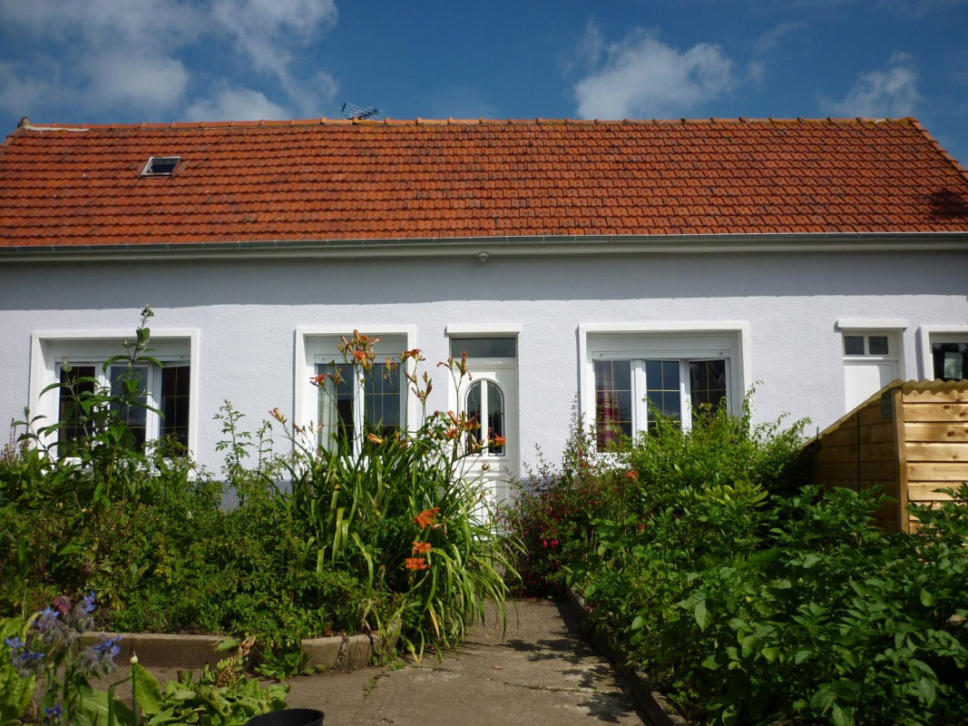 photo 0