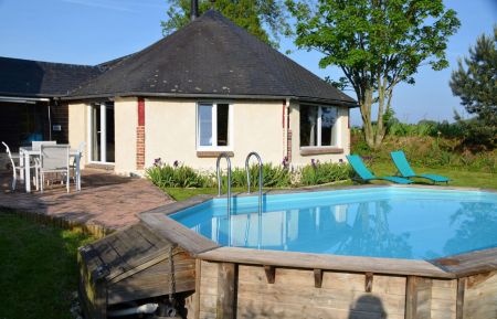 G&icirc;te n&deg;G2328 Grand-Camp - Seine-Maritime - D&eacute;tente au jardin